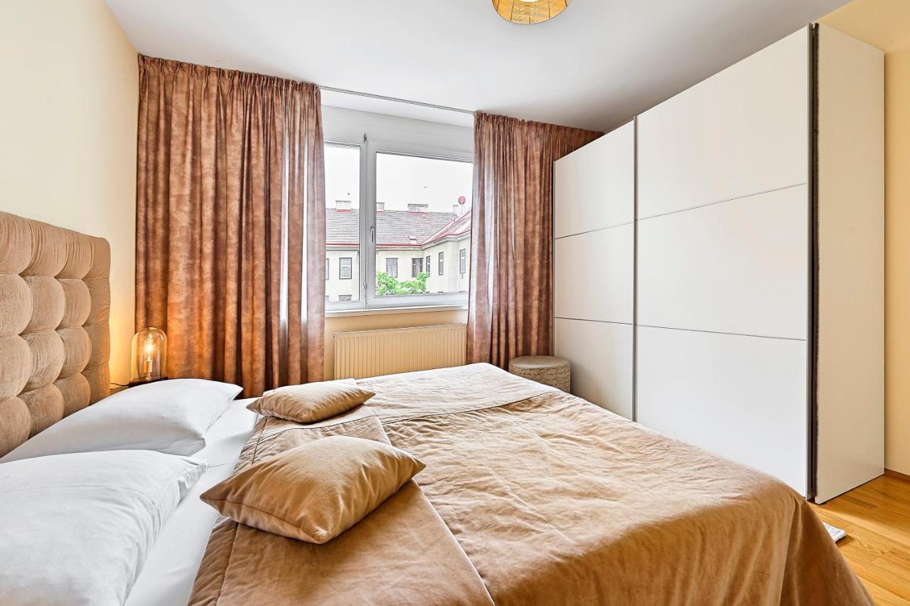 Peaceful Belvedere Apartment In Safe, Quiet & Central Location Wien Eksteriør billede